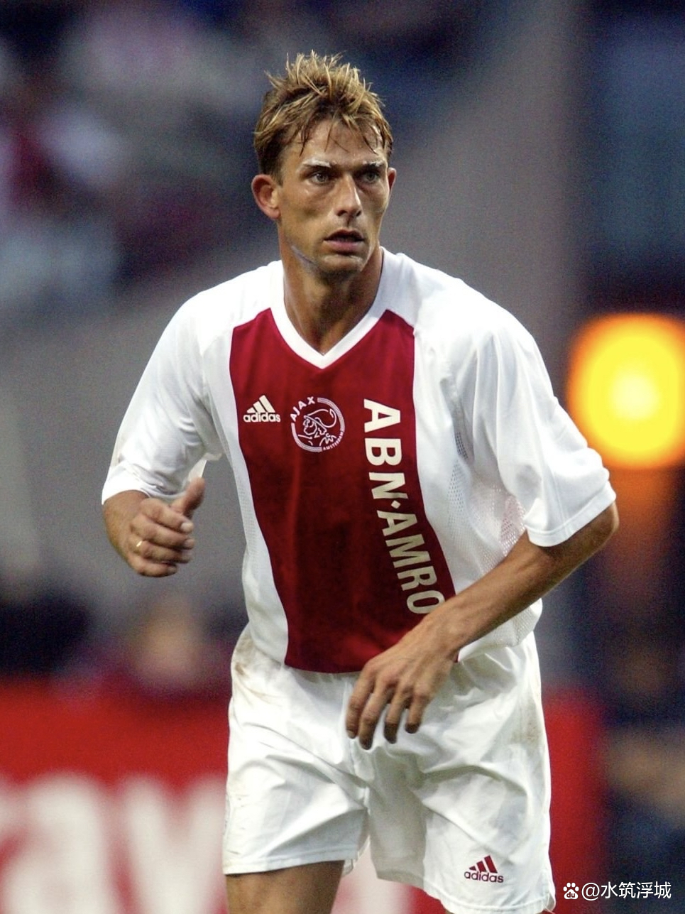 荷甲新晋球队逆袭成功,击败老牌豪门的简单介绍 荷甲新晋球队逆袭成功,击败老牌豪门的简单介绍