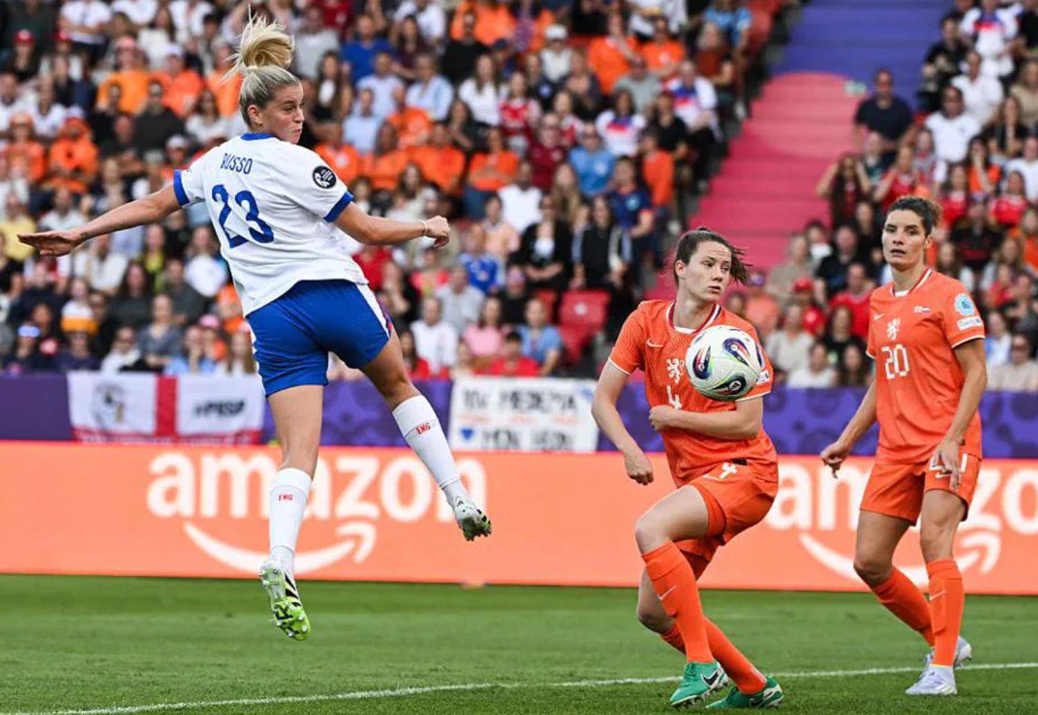 英格兰大胜法国,冲刺欧洲总决赛 英格兰大胜法国,冲刺欧洲总决赛