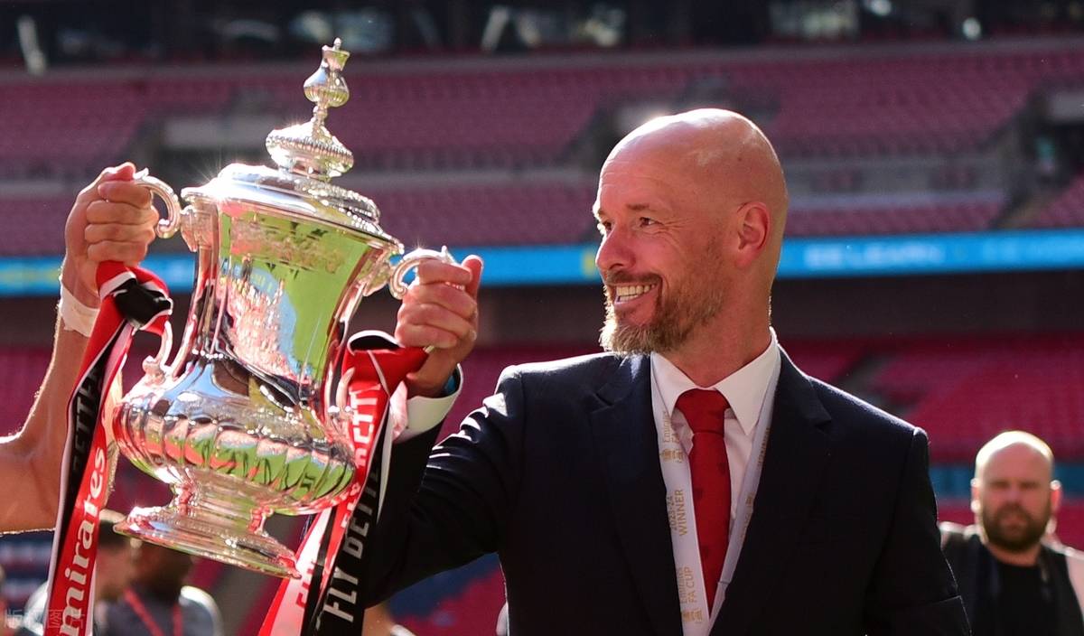 曼联主帅赞扬球队团结合作，击败对手实现胜利