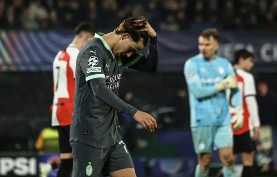 阿尔巴尼亚队在欧预赛中遭受挫折 阿尔巴尼亚队在欧预赛中遭受挫折